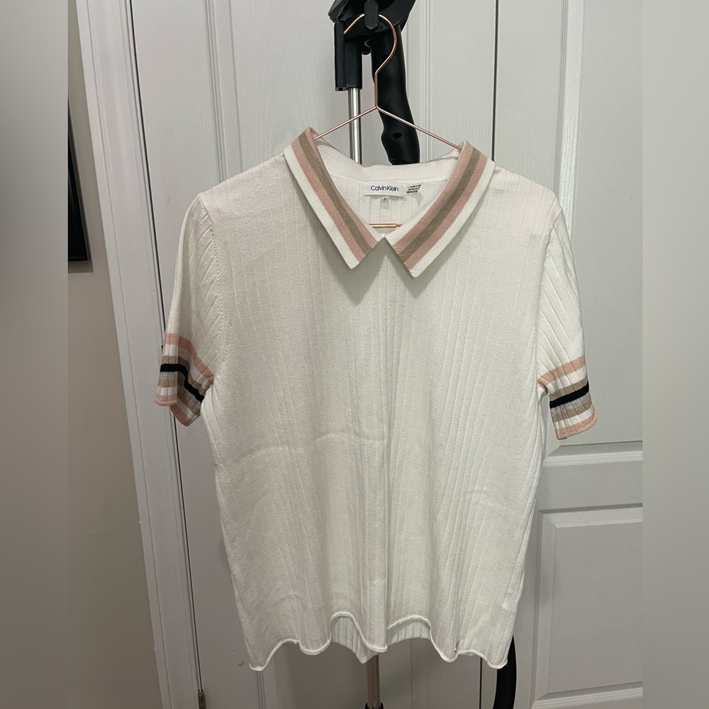 Off white/pink/black sweater